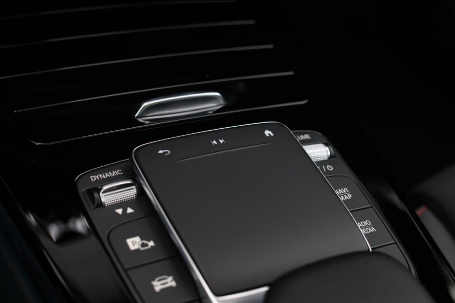 Mercedes-Benz A-Klasse 250 e AMG *Pano*Night*360 Camera*Elek. Stoelen*