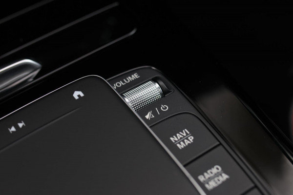 Mercedes-Benz A-Klasse 250 e AMG *Pano*Night*360 Camera*Elek. Stoelen*