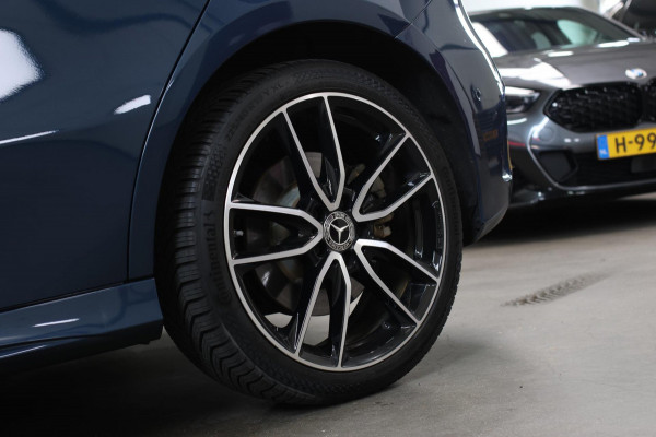 Mercedes-Benz A-Klasse 250 e AMG *Pano*Night*360 Camera*Elek. Stoelen*