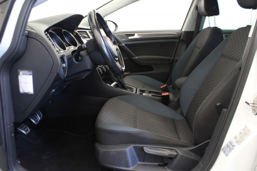 Volkswagen GOLF Variant 1.6 TDI Comfortline |Camera|Carplay|Trekhaak|