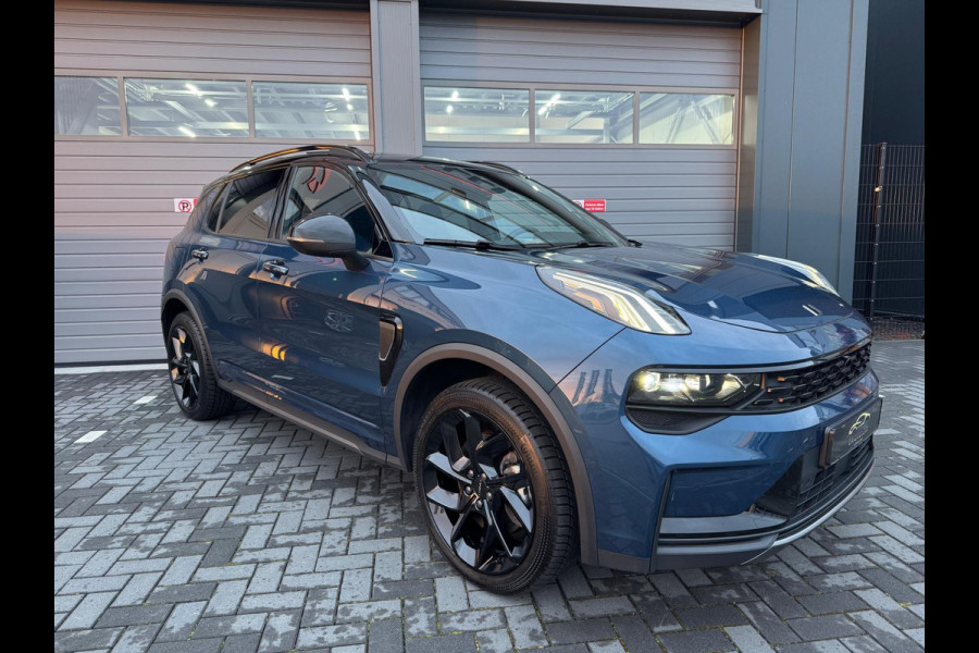 Lynk & Co 01 1.5 Bomvol Blue Black 261PK 360°Camera