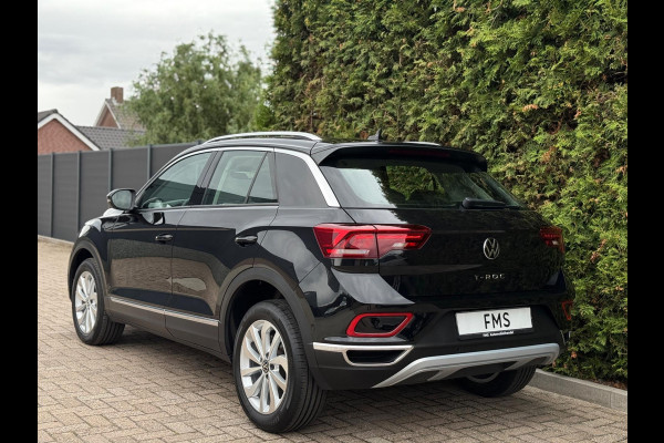Volkswagen T-Roc 1.5 TSI Style CarPlay Panorama Volkswagen T-Roc 1.5 TSI Style CarPlay Panorama