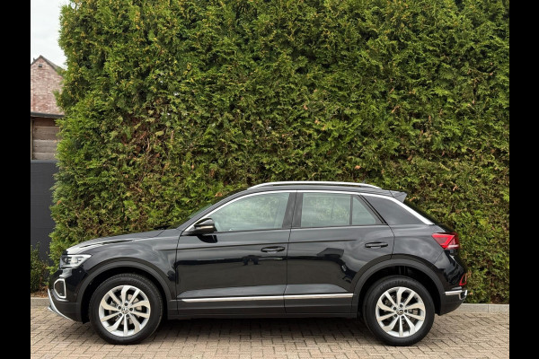 Volkswagen T-Roc 1.5 TSI Style CarPlay Panorama Volkswagen T-Roc 1.5 TSI Style CarPlay Panorama