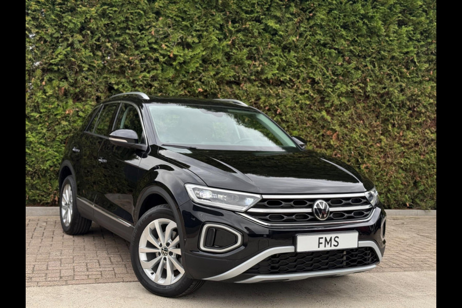 Volkswagen T-Roc 1.5 TSI Style CarPlay Panorama Volkswagen T-Roc 1.5 TSI Style CarPlay Panorama