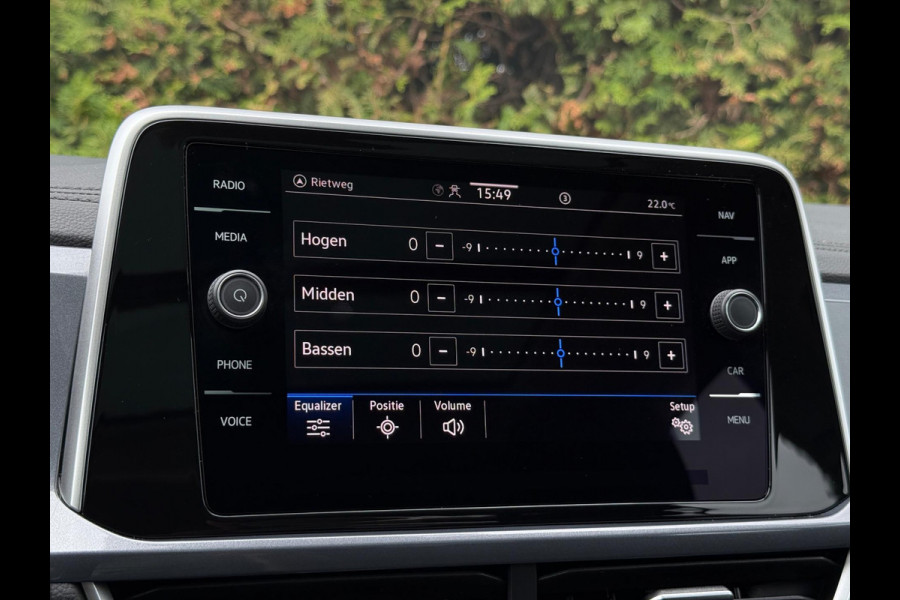 Volkswagen T-Roc 1.5 TSI Style CarPlay Panorama Volkswagen T-Roc 1.5 TSI Style CarPlay Panorama