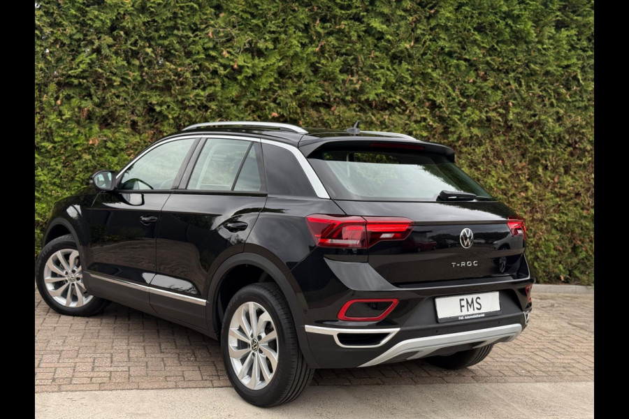 Volkswagen T-Roc 1.5 TSI Style CarPlay Panorama Volkswagen T-Roc 1.5 TSI Style CarPlay Panorama