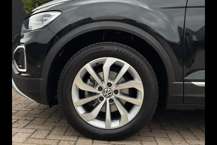 Volkswagen T-Roc 1.5 TSI Style CarPlay Panorama Volkswagen T-Roc 1.5 TSI Style CarPlay Panorama
