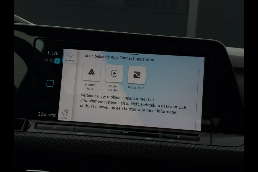 Volkswagen Golf 1.5 eTSI 3x R-Line CarPlay Camera