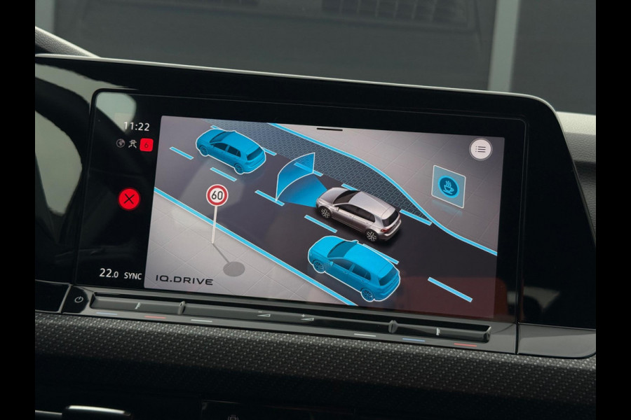 Volkswagen Golf 1.5 eTSI 3x R-Line CarPlay Camera