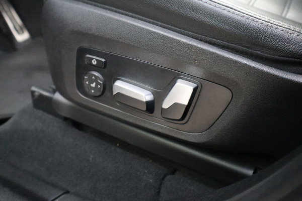 BMW X3 xDrive30e High Executive Pano / 360 cam / Elec stoelen / Trekhaak /