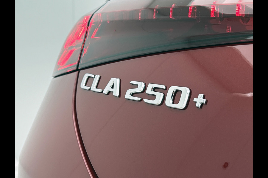 Mercedes-Benz CLA-Klasse 250+ Launch Edition 85 kWh | Nightpakket | GUARD 360° vehicle protection | Warmtepomp | Panoramadak | Smartphone integratie | Memorypakket voorstoelen | Sierdelen aluminium |