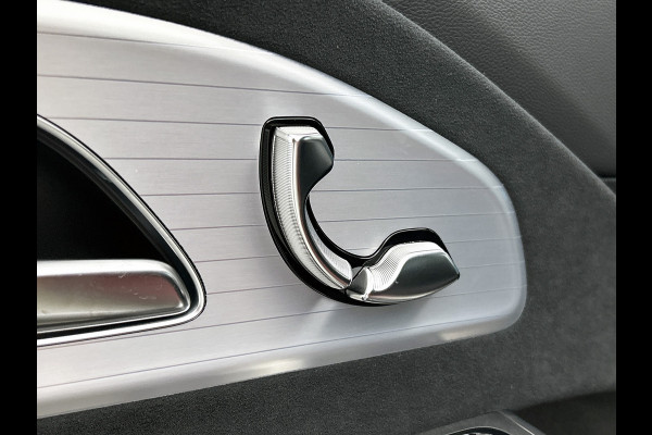 Mercedes-Benz CLA-Klasse 250+ Launch Edition 85 kWh | Nightpakket | GUARD 360° vehicle protection | Warmtepomp | Panoramadak | Smartphone integratie | Memorypakket voorstoelen | Sierdelen aluminium |