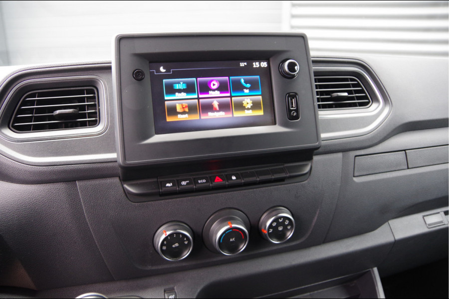 Renault Master BAKWAGEN T35 2.3 dCi 145PK, LAADKLEP, ZIJDEUR, TREKHAAK, CAMERA, NAVI, CRUISE, AIRCO, MEUBELBAK