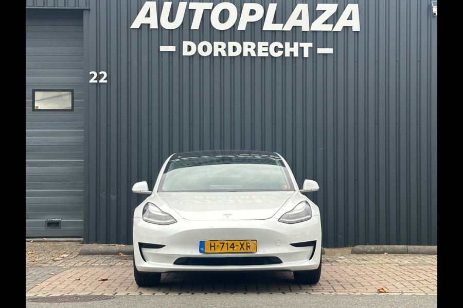 Tesla Model 3 Standard RWD Plus 60 kWh