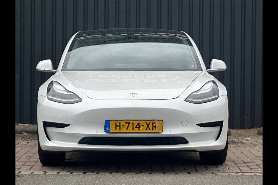 Tesla Model 3 Standard RWD Plus 60 kWh