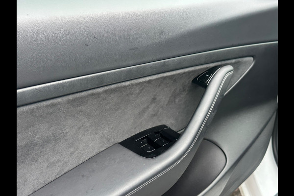 Tesla Model 3 Standard RWD Plus 60 kWh