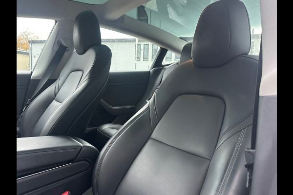 Tesla Model 3 Standard RWD Plus 60 kWh