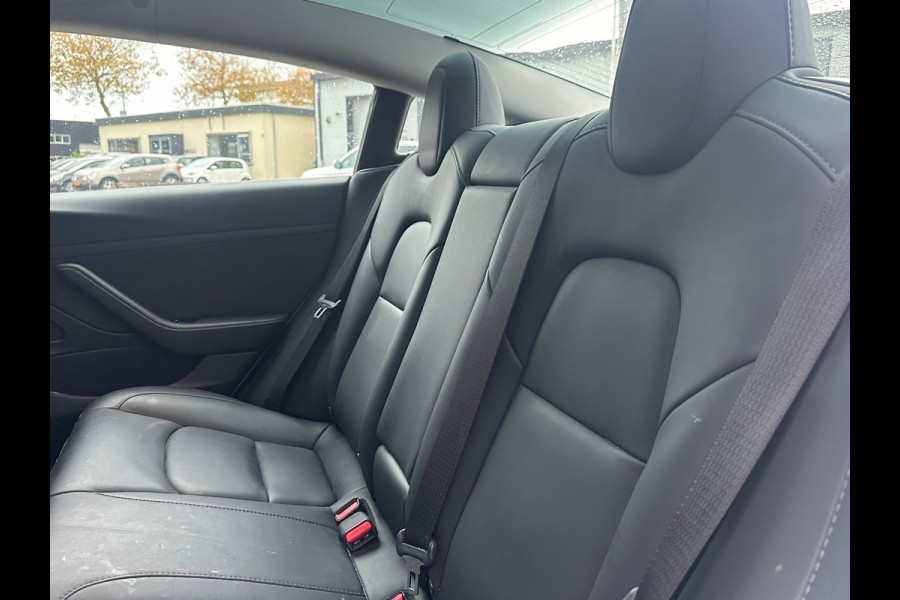 Tesla Model 3 Standard RWD Plus 60 kWh