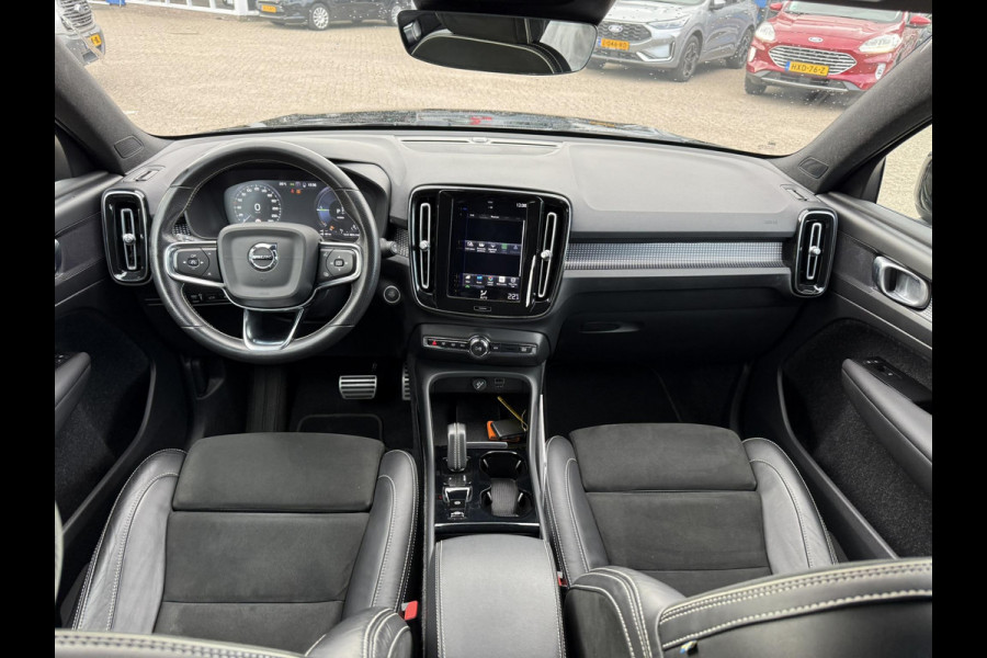 Volvo XC40 1.5 T4 Recharge R-Design | ZUID | 210pk | Parking pack| Draadloos opladen | PHEV | 1.800kg Trekgewicht