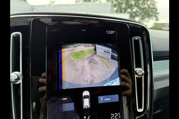 Volvo XC40 1.5 T4 Recharge R-Design | ZUID | 210pk | Parking pack| Draadloos opladen | PHEV | 1.800kg Trekgewicht