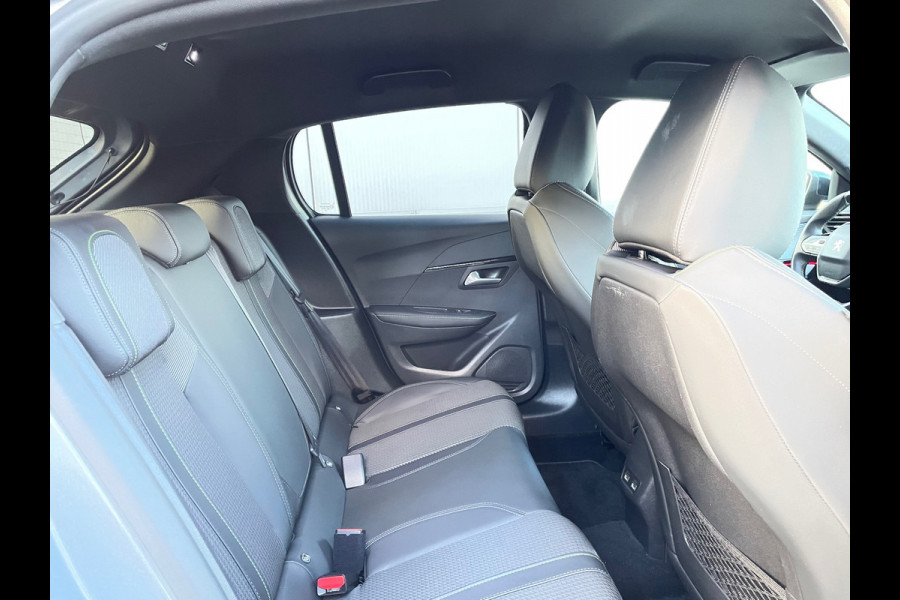 Peugeot 208 1.2 PureTech GT Pack / Camera / Navigatie