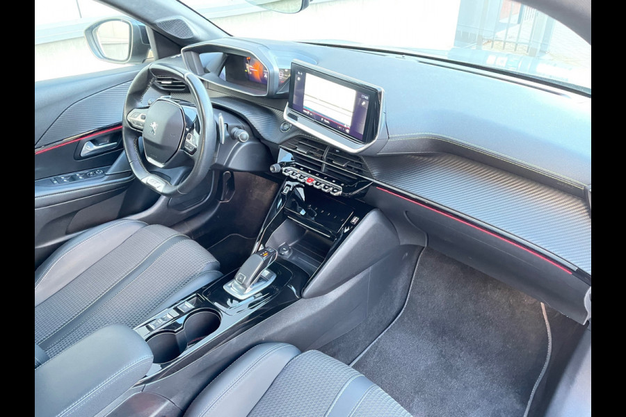 Peugeot 208 1.2 PureTech GT Pack / Camera / Navigatie