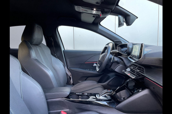 Peugeot 208 1.2 PureTech GT Pack / Camera / Navigatie