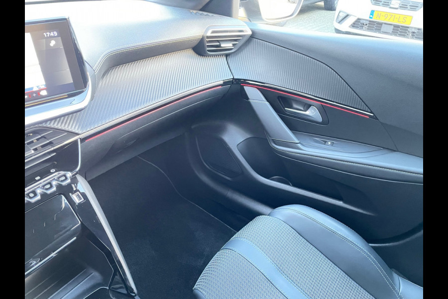 Peugeot 208 1.2 PureTech GT Pack / Camera / Navigatie