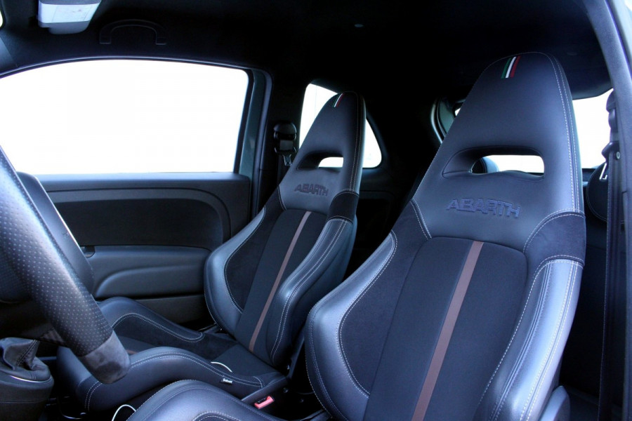 Fiat 500 1.4 T-Jet Abarth 695 70thAnniversary 34.000 km BEATS CARPLAY XENON '20