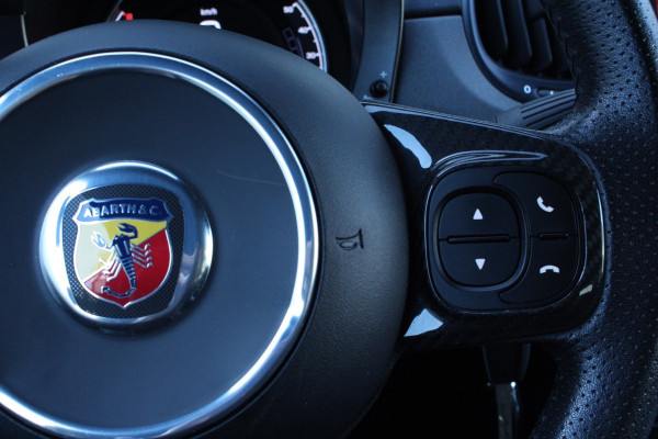 Fiat 500 1.4 T-Jet Abarth 695 70thAnniversary 34.000 km BEATS CARPLAY XENON '20