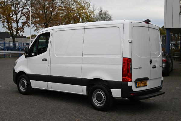 Mercedes-Benz Sprinter 315 CDI L1H1 RWD MBUX met parkeerpakket en camera, Verwarmde voorruit, Etc.