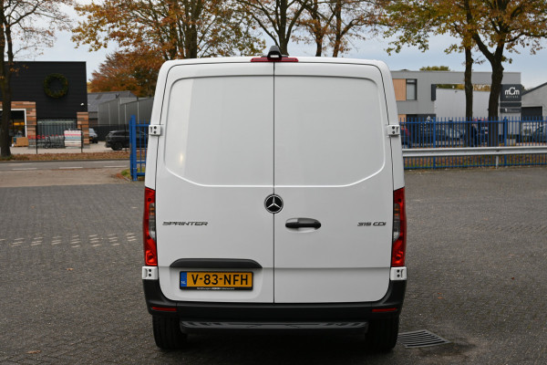 Mercedes-Benz Sprinter 315 CDI L1H1 RWD MBUX met parkeerpakket en camera, Verwarmde voorruit, Etc.