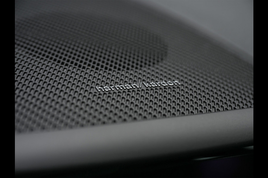 Volvo XC60 2.0 T6 PLUG-IN HYBRID AWD | LONG RANGE | KEYLESS | 360 CAMERA | STOEL- EN STUURVERWARMING | HARMAN/KARDON | ACHTERBANK VERWARMD