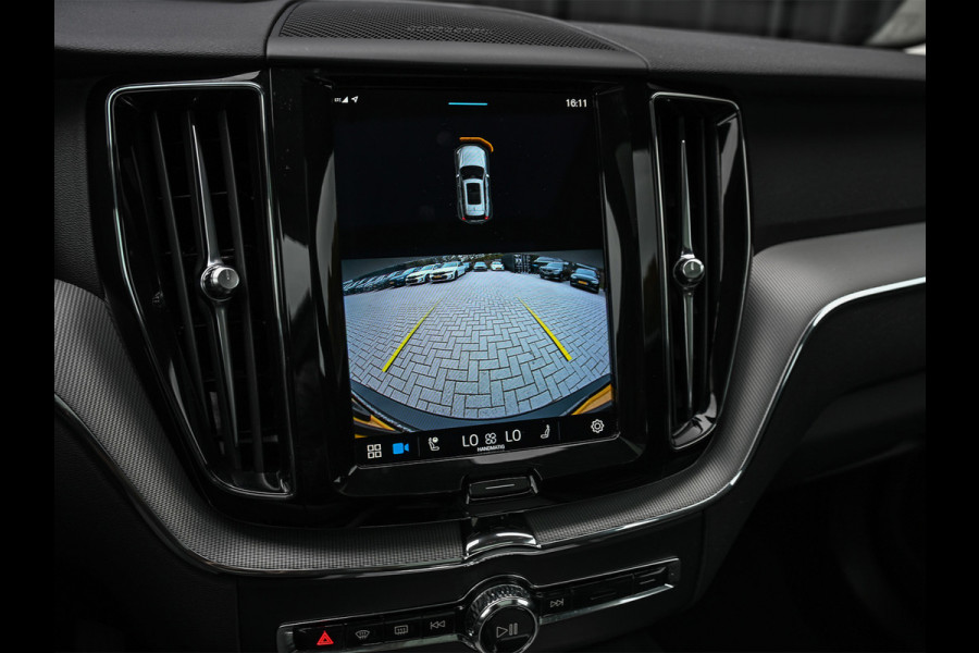 Volvo XC60 2.0 T6 PLUG-IN HYBRID AWD | LONG RANGE | KEYLESS | 360 CAMERA | STOEL- EN STUURVERWARMING | HARMAN/KARDON | ACHTERBANK VERWARMD