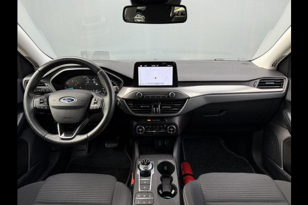 Ford FOCUS Wagon BWJ 2019 | 1.5TDCI 120PK Titanium AUTOMAAT | CAMERA | FULL LED | CLIMA | NAVI | CARPLAY | PRIVACY GLASS | AD CRUISE |