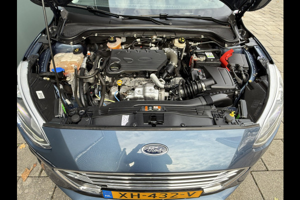 Ford FOCUS Wagon BWJ 2019 | 1.5TDCI 120PK Titanium AUTOMAAT | CAMERA | FULL LED | CLIMA | NAVI | CARPLAY | PRIVACY GLASS | AD CRUISE |