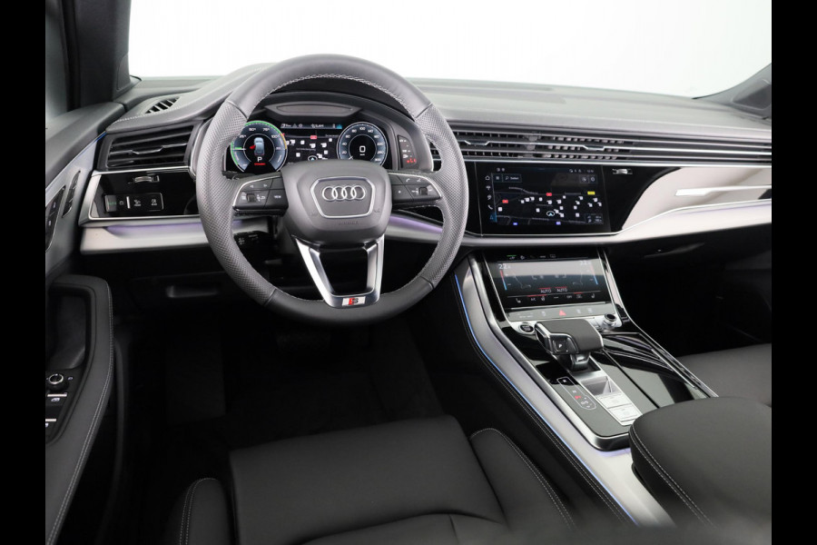 Audi Q7 55 TFSI e quattro Pro Line S 394pk | Trekhaak | Panoramadak | B&O | Vierwielbesturing | Ass.Plus.Remote |