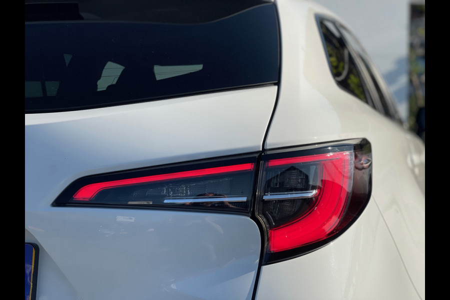 Toyota Corolla Touring Sports 2.0 Hybrid Dynamic | CarPlay | Camera | ACC | LED | Keyless | DAB+