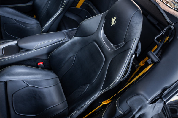 Ferrari Portofino 3.9 V8 HELE - Nero Daytona | Passenger Display | Carbon | JBL | Memory
