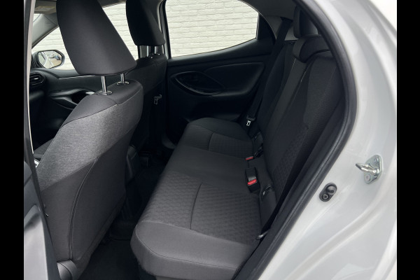 Toyota Yaris 1.5 Hybrid Dynamic | Navi | Carplay | Keyless | Camera