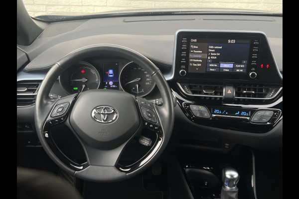 Toyota C-HR 2.0 Hybrid Bi-Tone | CarPlay | Camera | ACC | LED | DAB+ | Keyless | 18 inch