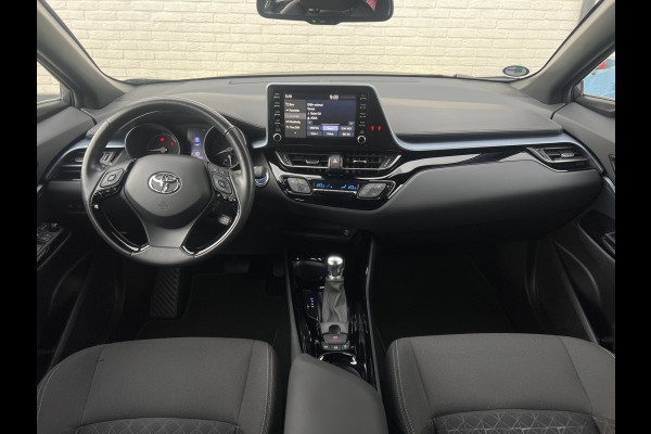 Toyota C-HR 2.0 Hybrid Bi-Tone | CarPlay | Camera | ACC | LED | DAB+ | Keyless | 18 inch
