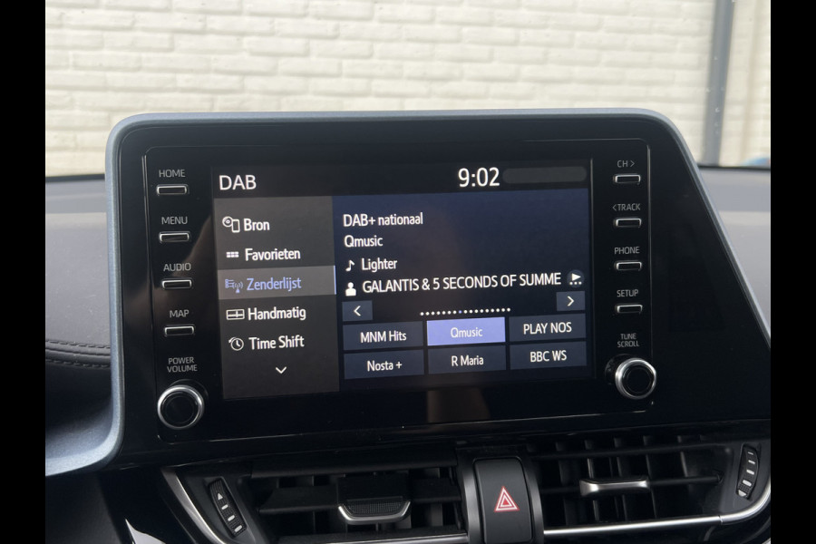 Toyota C-HR 2.0 Hybrid Bi-Tone | CarPlay | Camera | ACC | LED | DAB+ | Keyless | 18 inch