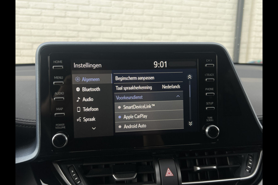 Toyota C-HR 2.0 Hybrid Bi-Tone | CarPlay | Camera | ACC | LED | DAB+ | Keyless | 18 inch