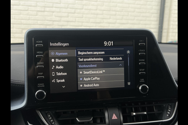 Toyota C-HR 2.0 Hybrid Bi-Tone | CarPlay | Camera | ACC | LED | DAB+ | Keyless | 18 inch