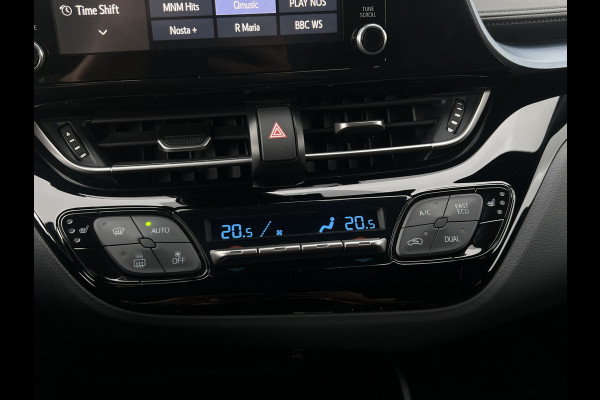 Toyota C-HR 2.0 Hybrid Bi-Tone | CarPlay | Camera | ACC | LED | DAB+ | Keyless | 18 inch
