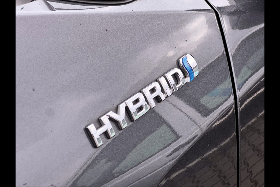 Toyota C-HR 2.0 Hybrid Bi-Tone | CarPlay | Camera | ACC | LED | DAB+ | Keyless | 18 inch