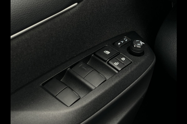 Toyota Yaris 1.5 Hybrid Executive | Pano | JBL Audio | HUD | Camera | Carplay