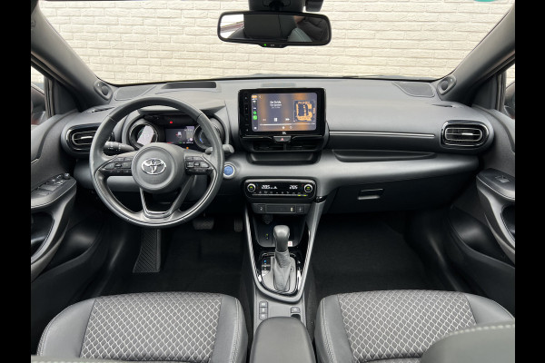 Toyota Yaris 1.5 Hybrid Executive | Pano | JBL Audio | HUD | Camera | Carplay