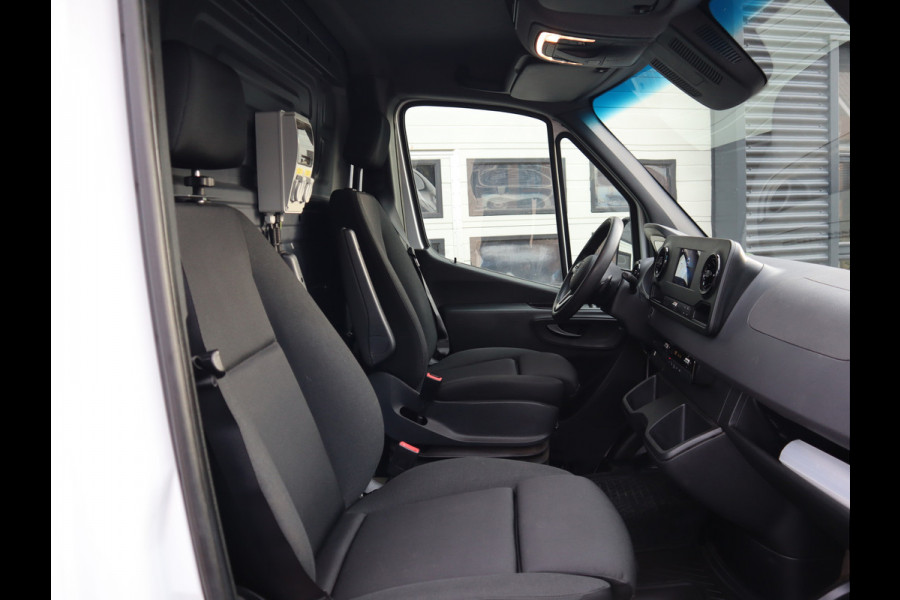 Mercedes-Benz Sprinter 316 CDI Automaat L2H2 RWD - Bott BW Inrichting - LED - 3,5t KG Trekhaak Mercedes-Benz Sprinter 316 CDI Automaat L2H2 RWD - Bott BW Inrichting - LED - 3,5t KG Trekhaak